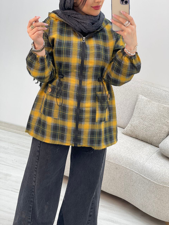 پالتو زنانه چهارخانه مدل کمرگت شیک و جذاب مناسب استایل زمستانی