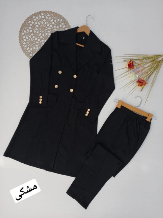 مانتو شلوار اداری زنانه ۴ دکمه ساده مشکی مناسب محیط کار و جلسات اداری