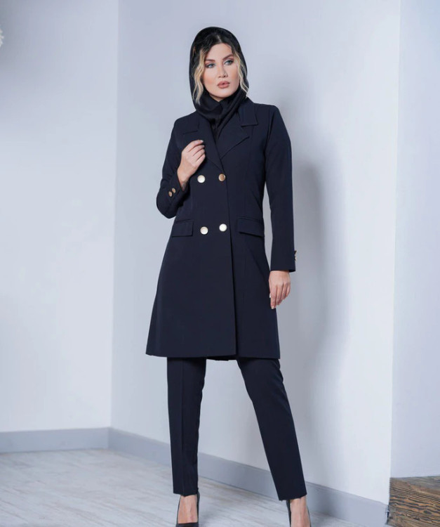 مانتو شلوار اداری زنانه ۴ دکمه ساده سورمهای برای استایل شیک و حرفهای