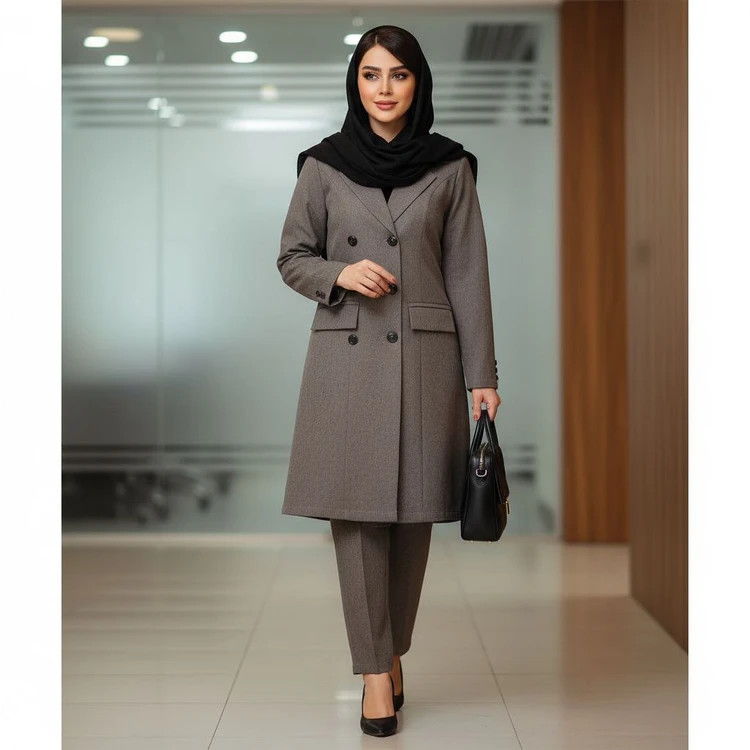 مانتو شلوار اداری زنانه ۶ دکمه ساده نسکافهای برای استایل خاص و متفاوت